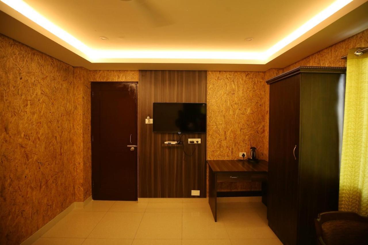 Hotel Marina Manor Port Blair Kültér fotó